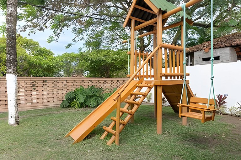 Casa Marina | Piscina e 7 Quartos | 22 Pessoas