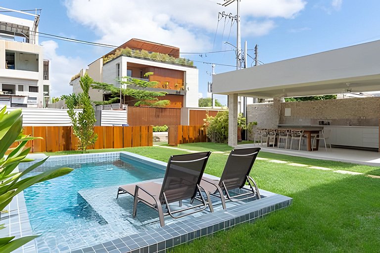 Casa Lú | 5 Suítes | 80m da Praia | Até 18 pessoas