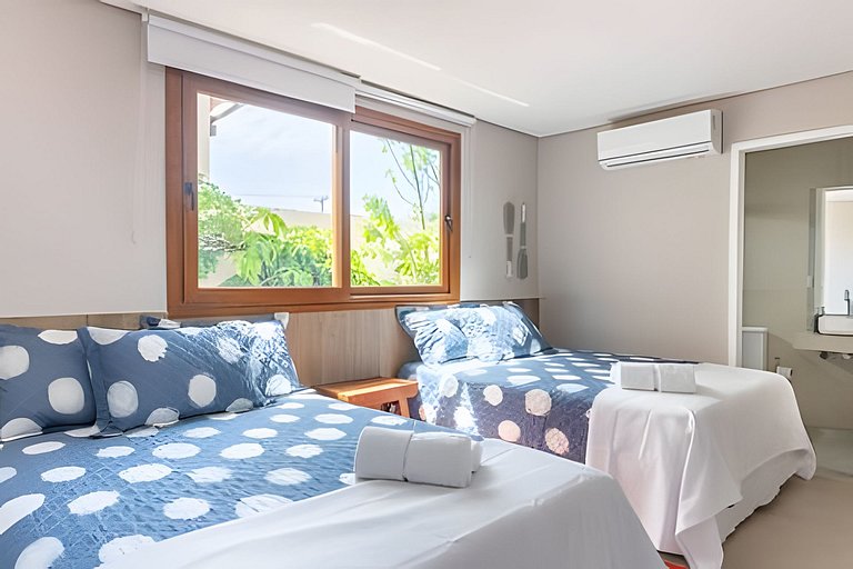 Casa Lú | 5 Suítes | 80m da Praia | Até 18 pessoas