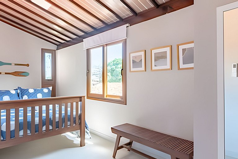 Casa Lú | 5 Suítes | 80m da Praia | Até 18 pessoas