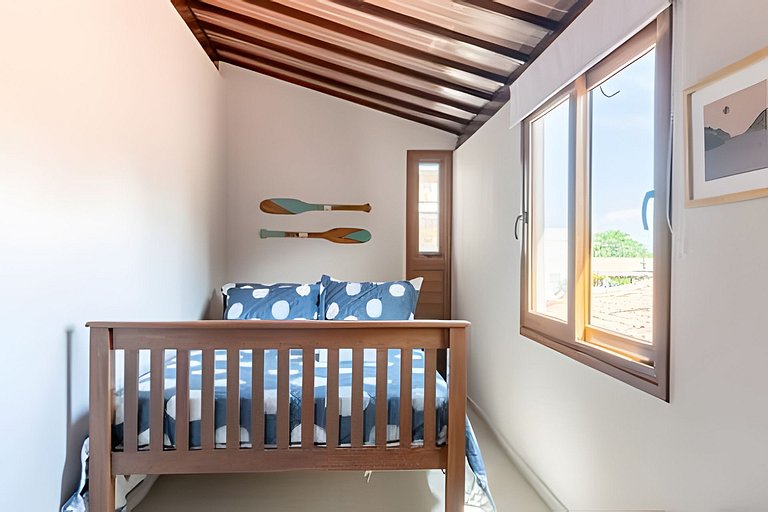 Casa Lú | 5 Suítes | 80m da Praia | Até 18 pessoas