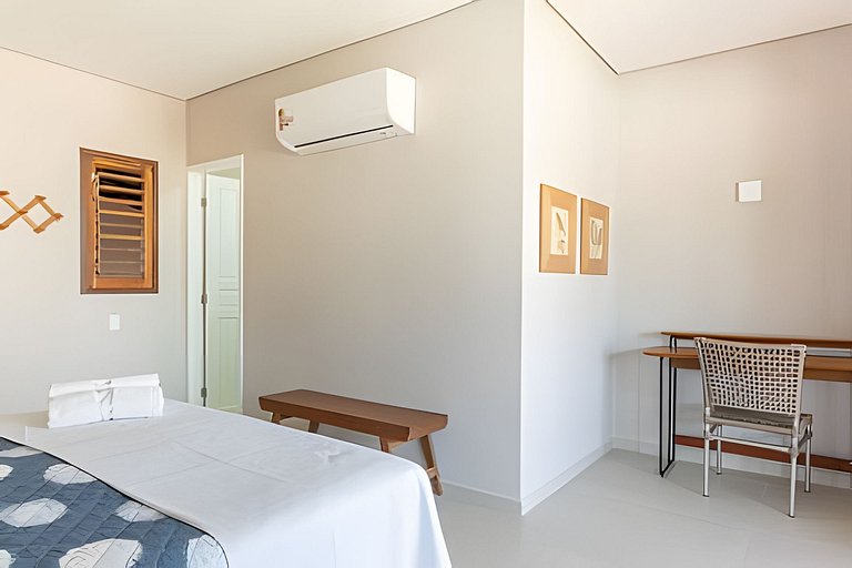 Casa Lú | 5 Suítes | 80m da Praia | Até 18 pessoas
