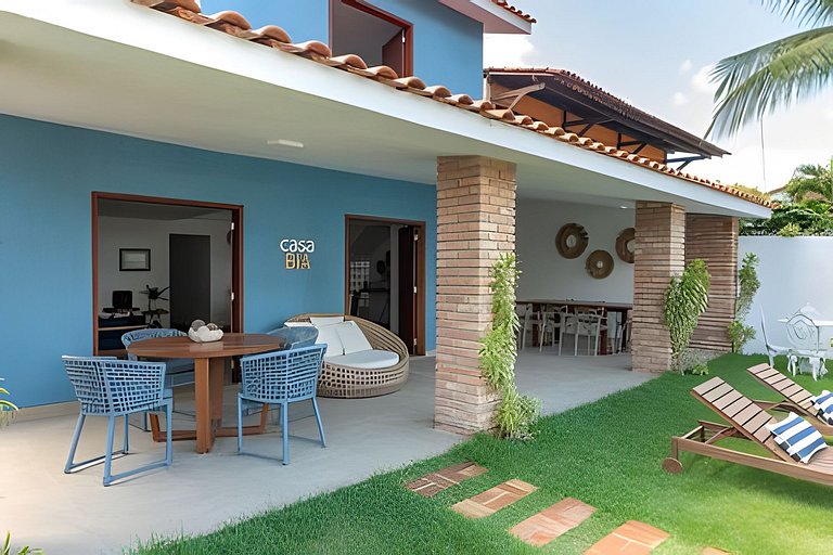 Casa Bia | Piscina | 50m da Praia | Até 12 pessoas
